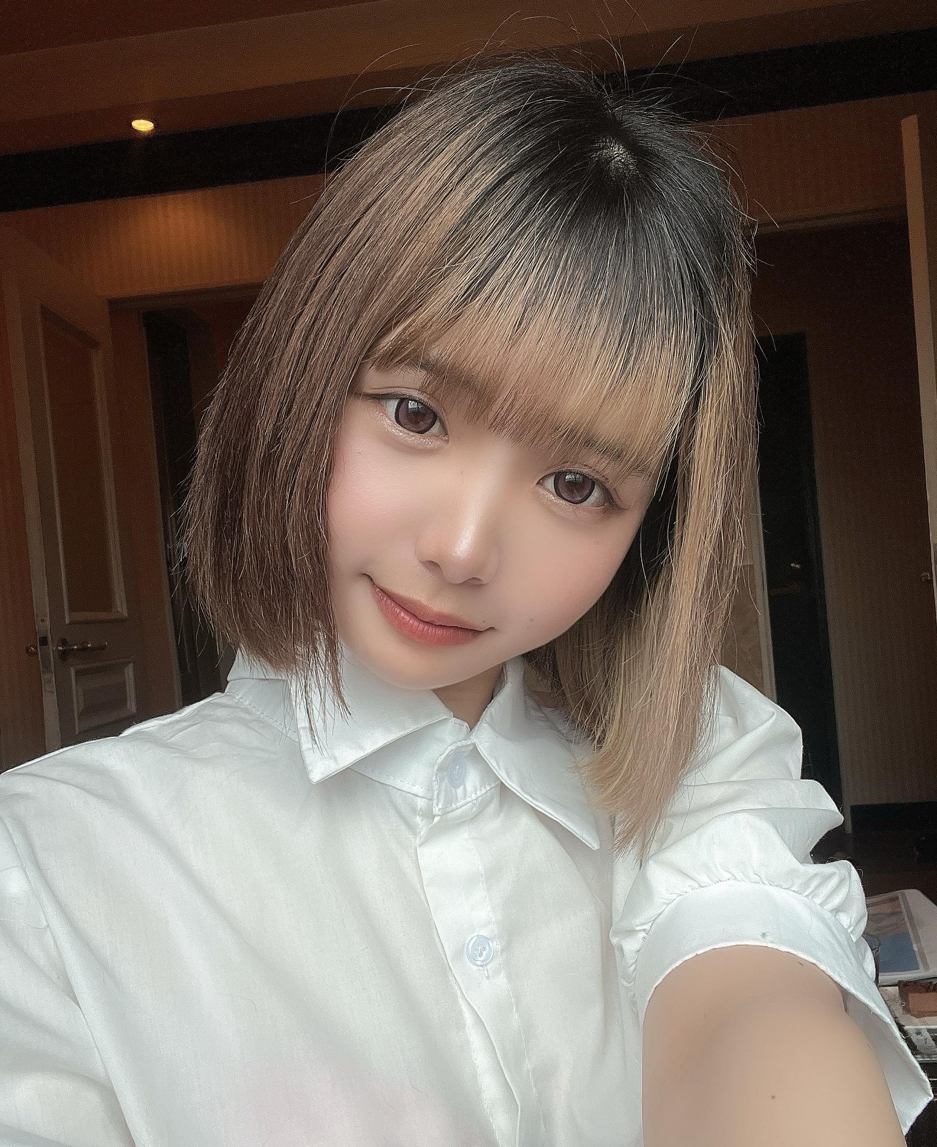 しゅっ<img class="emojione" alt="✊🏻" title=":fist_tone1:" src="https://fuzoku.jp/assets/img/emojione/270a-1f3fb.png"/>‎