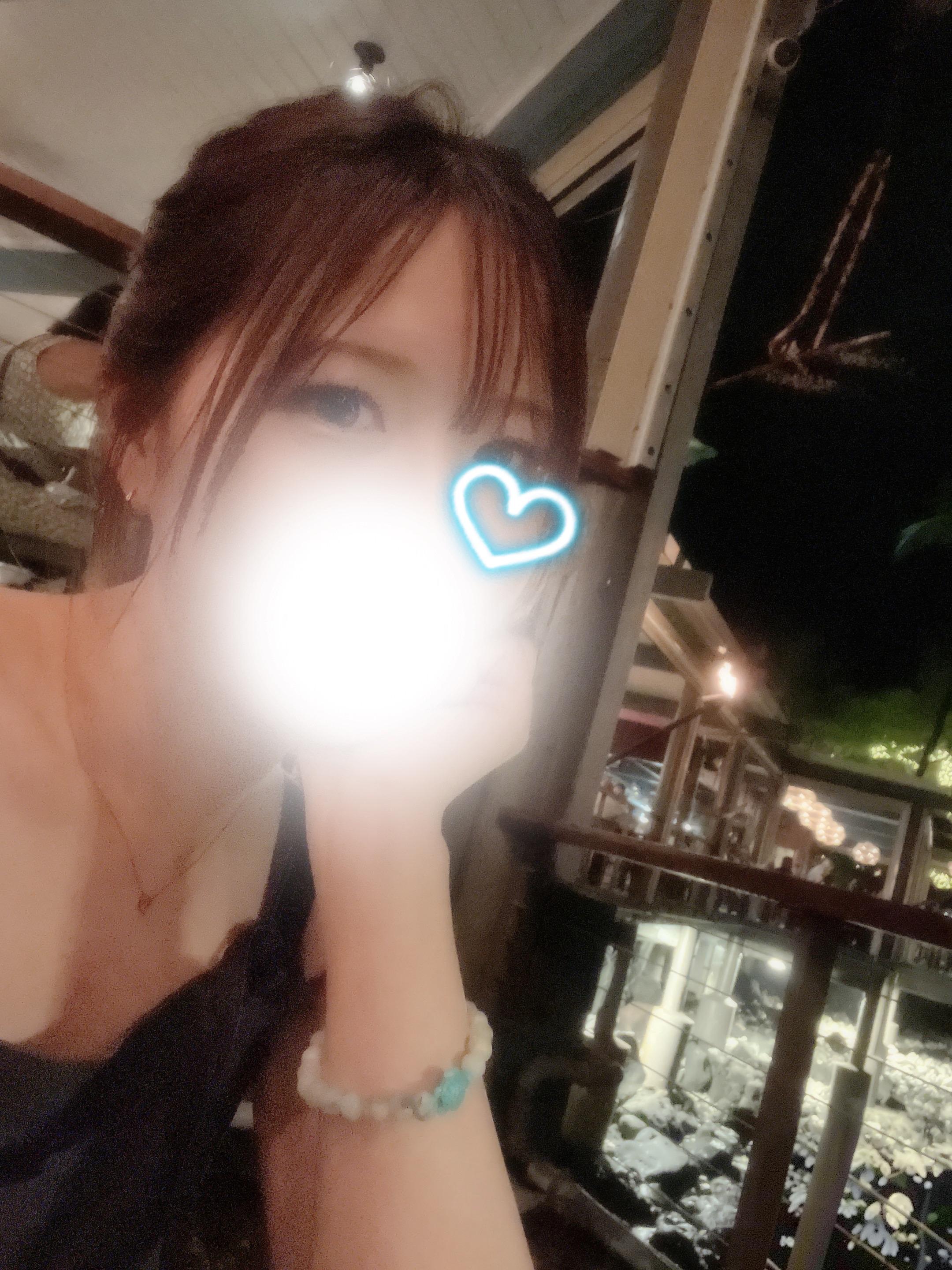 ここにいるよ<img class="emojione" alt="🙌" title=":raised_hands:" src="https://fuzoku.jp/assets/img/emojione/1f64c.png"/>