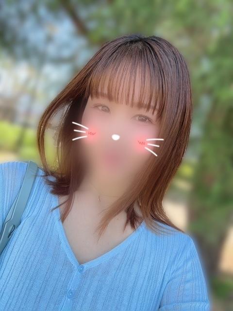 ♡<img class="emojione" alt="💐" title=":bouquet:" src="https://fuzoku.jp/assets/img/emojione/1f490.png"/>♡