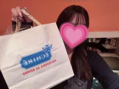 お礼と出勤です<img class="emojione" alt="💞" title=":revolving_hearts:" src="https://fuzoku.jp/assets/img/emojione/1f49e.png"/>