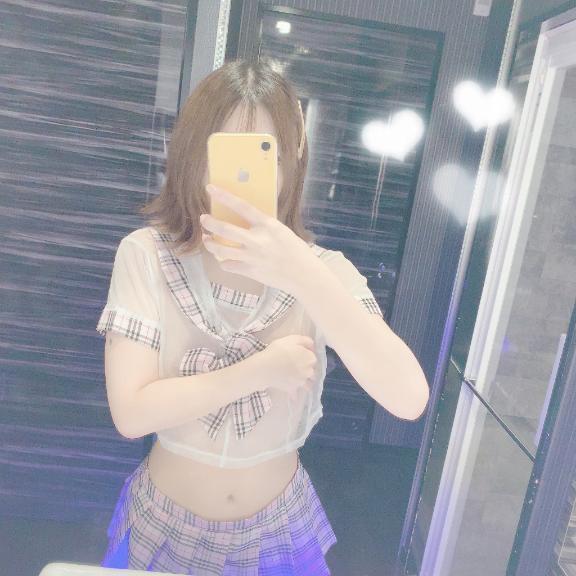 しゅっ<img class="emojione" alt="❤️" title=":heart:" src="https://fuzoku.jp/assets/img/emojione/2764.png"/>