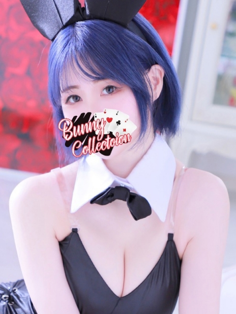 ツキノ