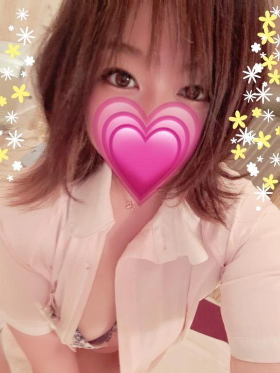 出勤しました🩷<img class="emojione" alt="🌸" title=":cherry_blossom:" src="https://fuzoku.jp/assets/img/emojione/1f338.png"/>🫶