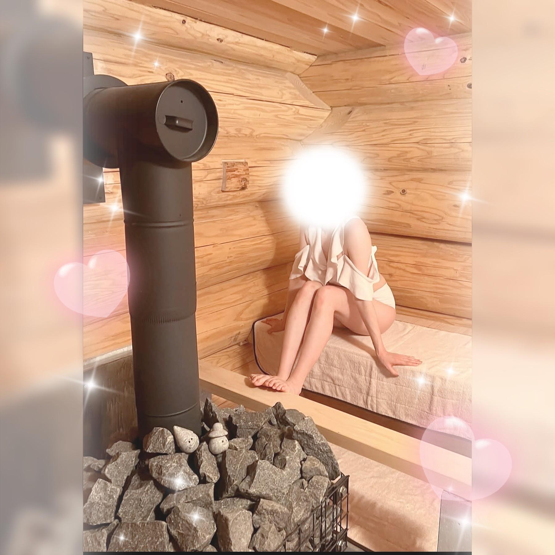 待ってます<img class="emojione" alt="✨" title=":sparkles:" src="https://fuzoku.jp/assets/img/emojione/2728.png"/>