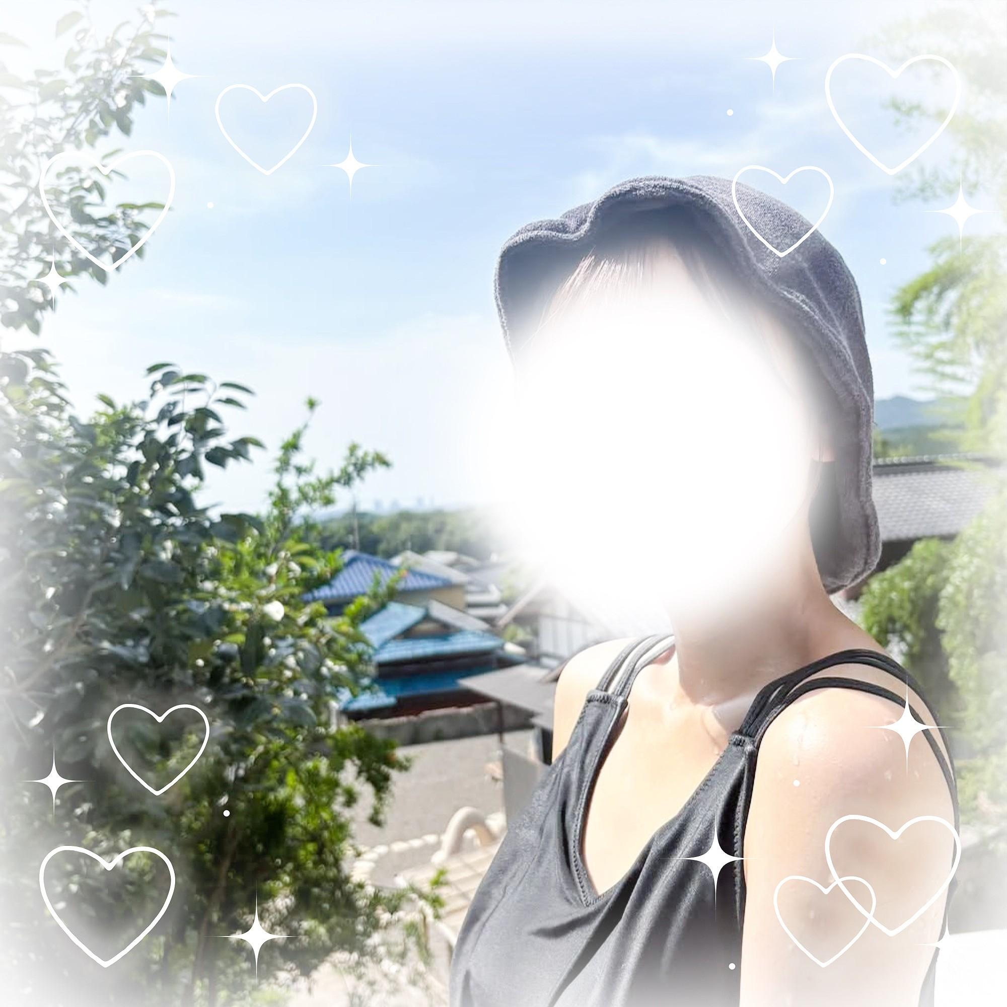 頭枠<img class="emojione" alt="🎶" title=":notes:" src="https://fuzoku.jp/assets/img/emojione/1f3b6.png"/>