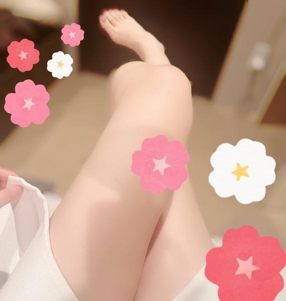 ユリカの足…<img class="emojione" alt="🐾" title=":feet:" src="https://fuzoku.jp/assets/img/emojione/1f43e.png"/>