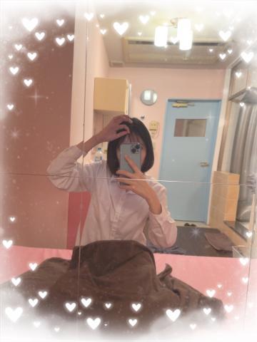 前髪<img class="emojione" alt="💇" title=":person_getting_haircut:" src="https://fuzoku.jp/assets/img/emojione/1f487.png"/>‍<img class="emojione" alt="♂️" title=":male_sign:" src="https://fuzoku.jp/assets/img/emojione/2642.png"/>