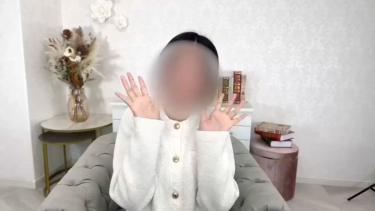 なな★SSS級女子アナ系美女★動画