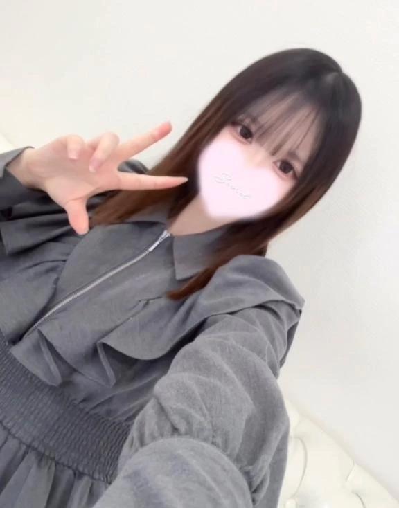 明日出勤<img class="emojione" alt="❕" title=":grey_exclamation:" src="https://fuzoku.jp/assets/img/emojione/2755.png"/>✨️