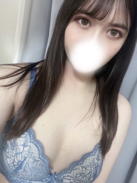 新人りいさ☆某有名元アイドルにソックリ！