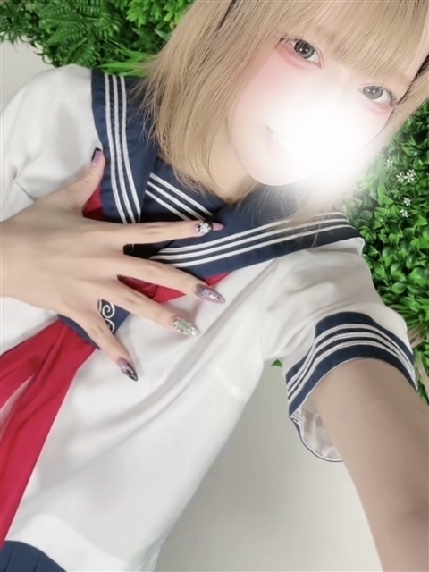 新人まりな☆完全18歳エロス美女