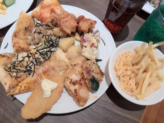 いつも食べ物ありがとう<img class="emojione" alt="🦀" title=":crab:" src="https://fuzoku.jp/assets/img/emojione/1f980.png"/>