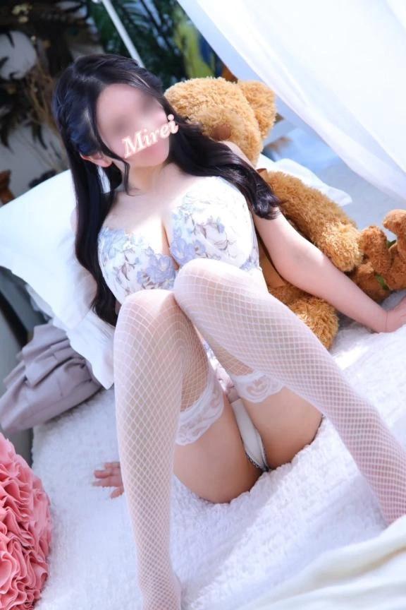 なんか落ち着く人<img class="emojione" alt="☺️" title=":relaxed:" src="https://fuzoku.jp/assets/img/emojione/263a.png"/>