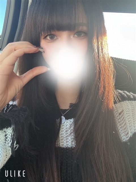 新人ゆのん