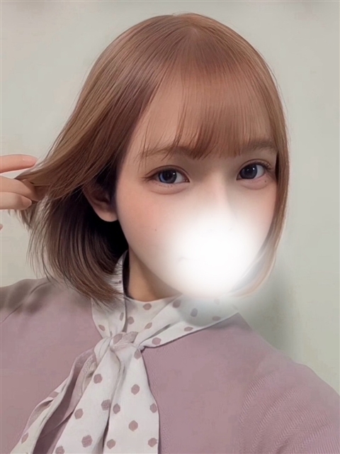 新人れみ