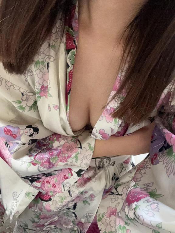 おちゅー<img class="emojione" alt="😚" title=":kissing_closed_eyes:" src="https://fuzoku.jp/assets/img/emojione/1f61a.png"/>