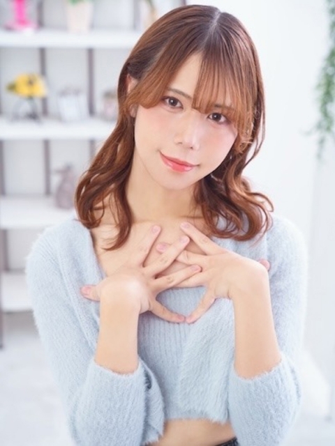 小日向ももか