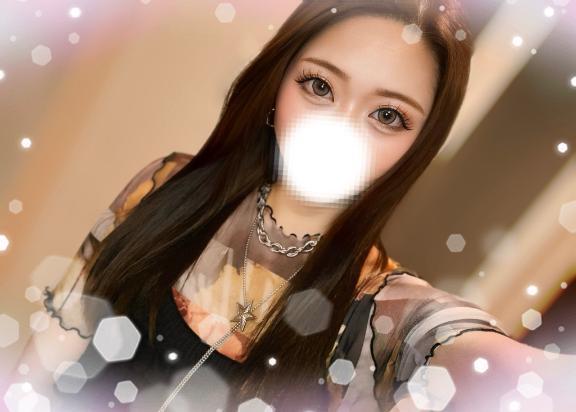 <img class="emojione" alt="💄" title=":lipstick:" src="https://fuzoku.jp/assets/img/emojione/1f484.png"/>🤍
