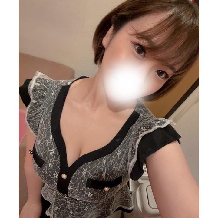 明日1枠空きあります<img class="emojione" alt="✨" title=":sparkles:" src="https://fuzoku.jp/assets/img/emojione/2728.png"/>