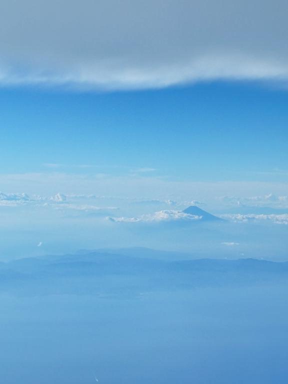 富士山綺麗<img class="emojione" alt="🗻" title=":mount_fuji:" src="https://fuzoku.jp/assets/img/emojione/1f5fb.png"/>