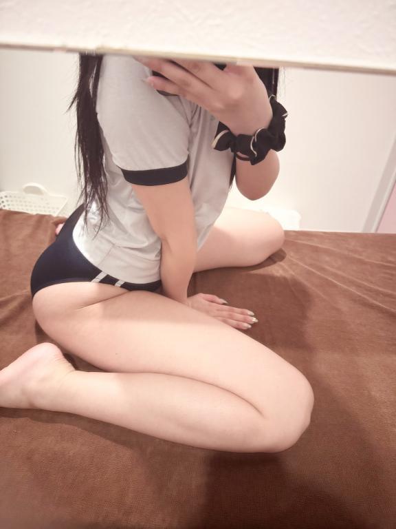 おはよ<img class="emojione" alt="🐰" title=":rabbit:" src="https://fuzoku.jp/assets/img/emojione/1f430.png"/><img class="emojione" alt="💕" title=":two_hearts:" src="https://fuzoku.jp/assets/img/emojione/1f495.png"/>
