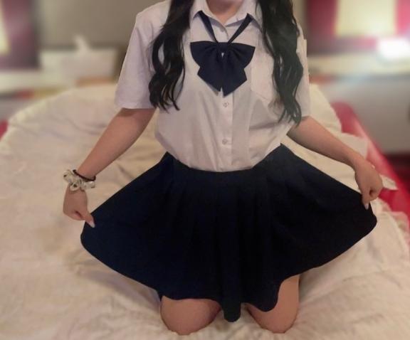 <img class="emojione" alt="✉️" title=":envelope:" src="https://fuzoku.jp/assets/img/emojione/2709.png"/>7/13よく褒められます✨️