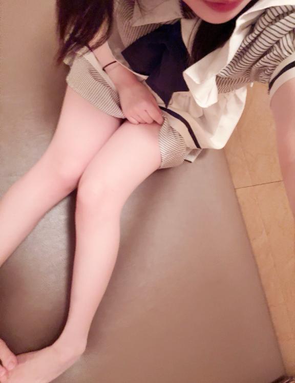 両手いっぱい<img class="emojione" alt="☂️" title=":umbrella2:" src="https://fuzoku.jp/assets/img/emojione/2602.png"/><img class="emojione" alt="🌬️" title=":wind_blowing_face:" src="https://fuzoku.jp/assets/img/emojione/1f32c.png"/><img class="emojione" alt="💗" title=":heartpulse:" src="https://fuzoku.jp/assets/img/emojione/1f497.png"/>