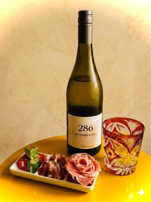 286<img class="emojione" alt="🐱" title=":cat:" src="https://fuzoku.jp/assets/img/emojione/1f431.png"/><img class="emojione" alt="🍾" title=":champagne:" src="https://fuzoku.jp/assets/img/emojione/1f37e.png"/>