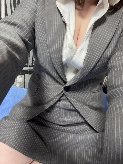 初出勤<img class="emojione" alt="✨" title=":sparkles:" src="https://fuzoku.jp/assets/img/emojione/2728.png"/>