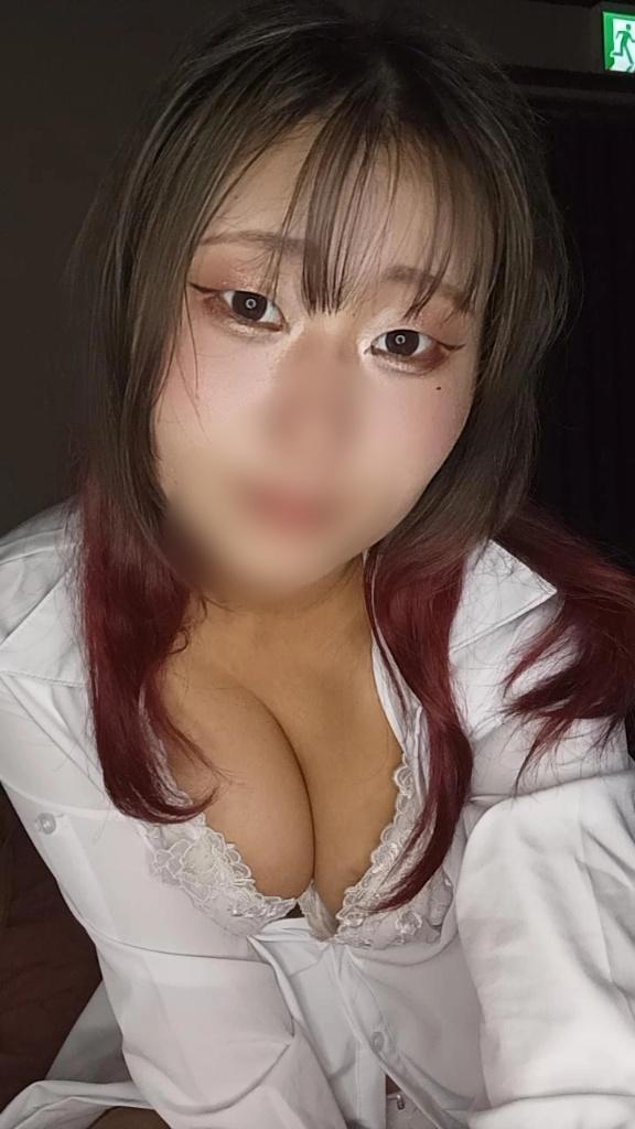 今日も頑張ってるお兄さん<img class="emojione" alt="💕" title=":two_hearts:" src="https://fuzoku.jp/assets/img/emojione/1f495.png"/>