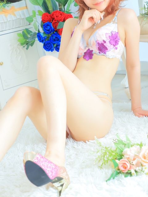 愛乃 りのん