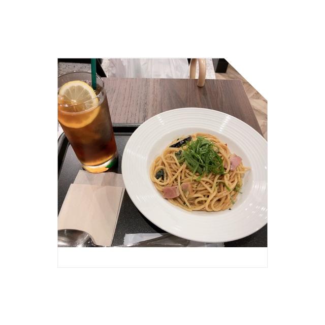 明日はお休み