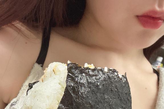今日の<img class="emojione" alt="🍚" title=":rice:" src="https://fuzoku.jp/assets/img/emojione/1f35a.png"/>︎<img class="emojione" alt="💕" title=":two_hearts:" src="https://fuzoku.jp/assets/img/emojione/1f495.png"/>︎︎
