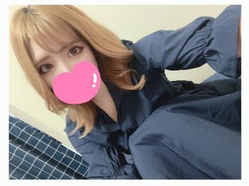 今日はシックな服装<img class="emojione" alt="👗" title=":dress:" src="https://fuzoku.jp/assets/img/emojione/1f457.png"/><img class="emojione" alt="👒" title=":womans_hat:" src="https://fuzoku.jp/assets/img/emojione/1f452.png"/>