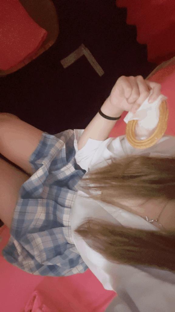 <img class="emojione" alt="🍩" title=":doughnut:" src="https://fuzoku.jp/assets/img/emojione/1f369.png"/>