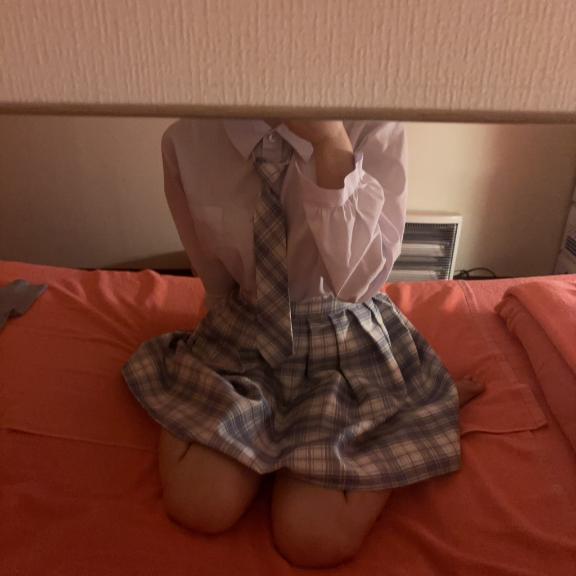 <img class="emojione" alt="🌙" title=":crescent_moon:" src="https://fuzoku.jp/assets/img/emojione/1f319.png"/>