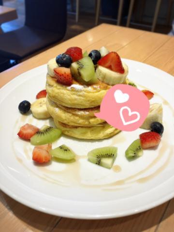 画像はフルーツパンケーキ<img class="emojione" alt="🥞" title=":pancakes:" src="https://fuzoku.jp/assets/img/emojione/1f95e.png"/>