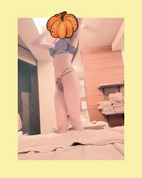 みてるよ<img class="emojione" alt="👀" title=":eyes:" src="https://fuzoku.jp/assets/img/emojione/1f440.png"/>