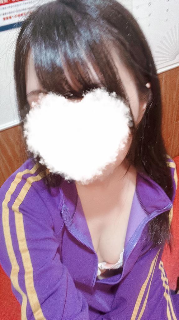 登校しました<img class="emojione" alt="✨" title=":sparkles:" src="https://fuzoku.jp/assets/img/emojione/2728.png"/>
