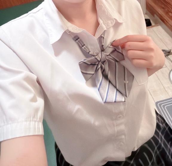 登校しました<img class="emojione" alt="✨" title=":sparkles:" src="https://fuzoku.jp/assets/img/emojione/2728.png"/>