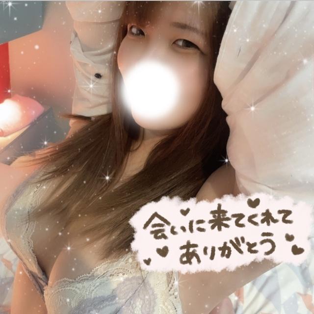 夜ご飯決まったかな？？<img class="emojione" alt="😋" title=":yum:" src="https://fuzoku.jp/assets/img/emojione/1f60b.png"/><img class="emojione" alt="🍴" title=":fork_and_knife:" src="https://fuzoku.jp/assets/img/emojione/1f374.png"/>