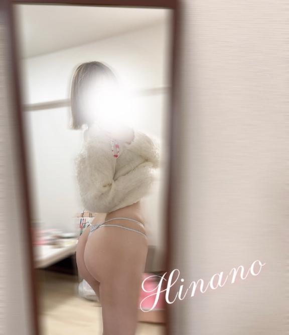 触れただけで、こんなにビクビクしちゃって///