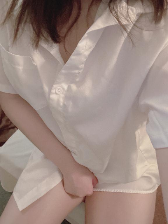 ずーっと…<img class="emojione" alt="💓" title=":heartbeat:" src="https://fuzoku.jp/assets/img/emojione/1f493.png"/>
