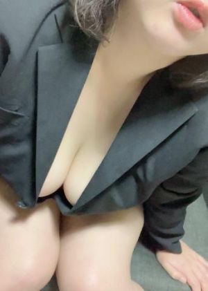 スーツなおねえさんはお好きですか？