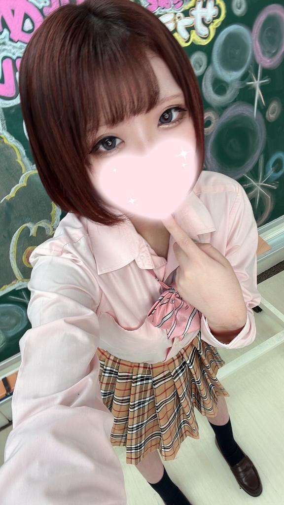 初めまして<img class="emojione" alt="💜" title=":purple_heart:" src="https://fuzoku.jp/assets/img/emojione/1f49c.png"/>