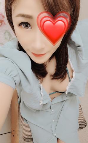 ラブラブしたいなぁ<img class="emojione" alt="😘" title=":kissing_heart:" src="https://fuzoku.jp/assets/img/emojione/1f618.png"/>