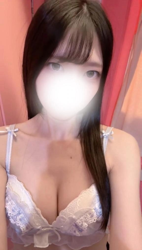 「細いのに巨乳<img class="emojione" alt="🎶" title=":notes:" src="https://fuzoku.jp/assets/img/emojione/1f3b6.png"/>」