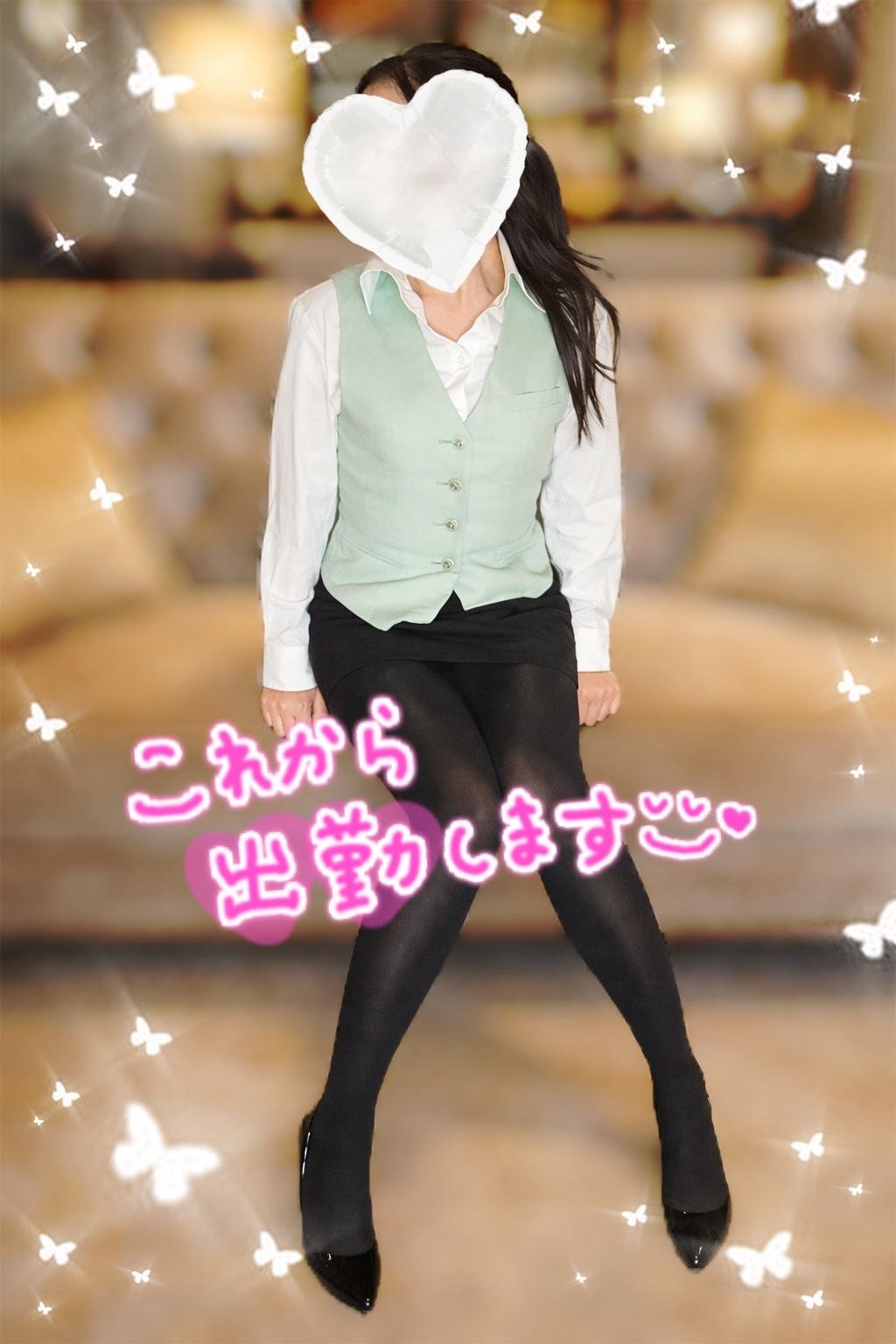 ゲリラ豪雨でズブ濡れ🫣<img class="emojione" alt="💕" title=":two_hearts:" src="https://fuzoku.jp/assets/img/emojione/1f495.png"/><img class="emojione" alt="☔" title=":umbrella:" src="https://fuzoku.jp/assets/img/emojione/2614.png"/>