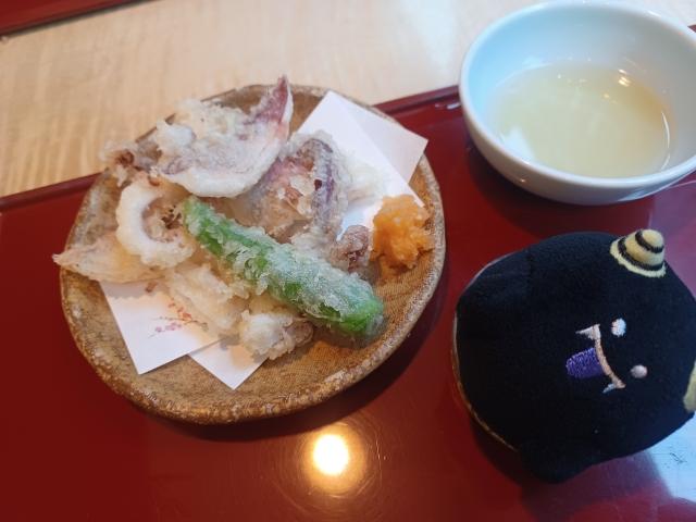 昨日遊んでくれた水族館マスター<img class="emojione" alt="🐬" title=":dolphin:" src="https://fuzoku.jp/assets/img/emojione/1f42c.png"/>