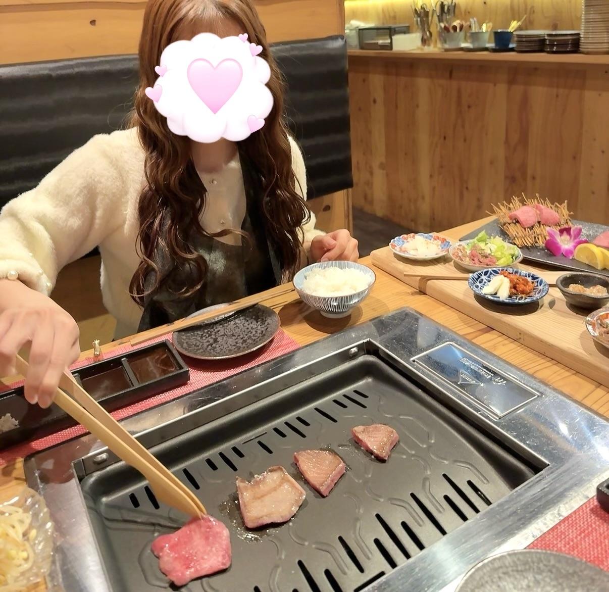 出勤予定日<img class="emojione" alt="🎈" title=":balloon:" src="https://fuzoku.jp/assets/img/emojione/1f388.png"/>